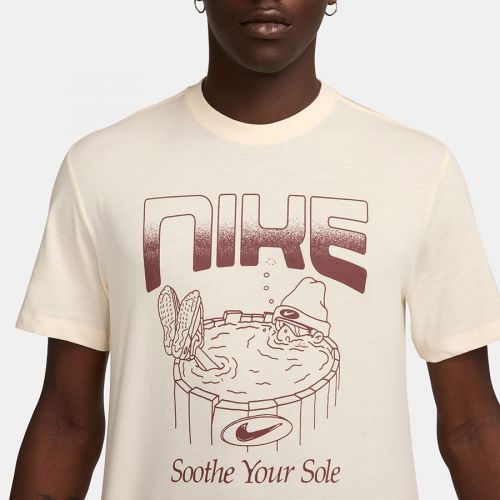 T-Shirt Nike Sportswear graphics HQ9264-110