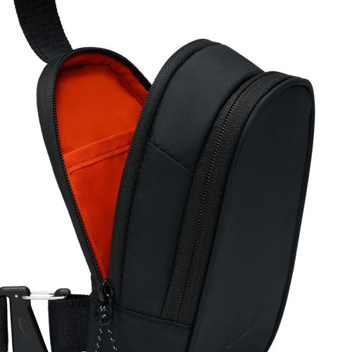 Saszetka Nike Commute EQ SMALL FZ6133-011