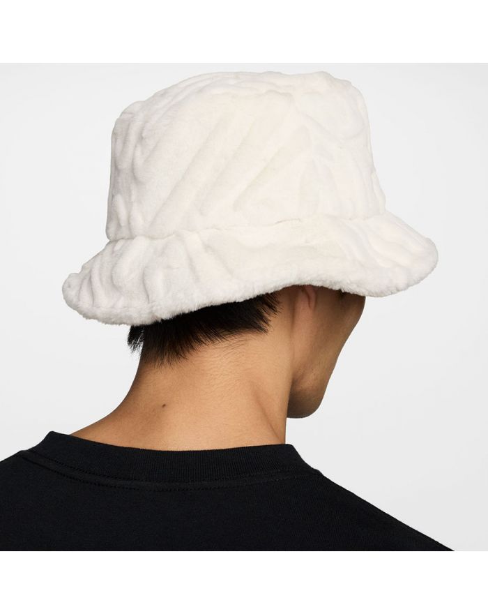 Kapelusz Nike APEX ocieplany HF7194-030