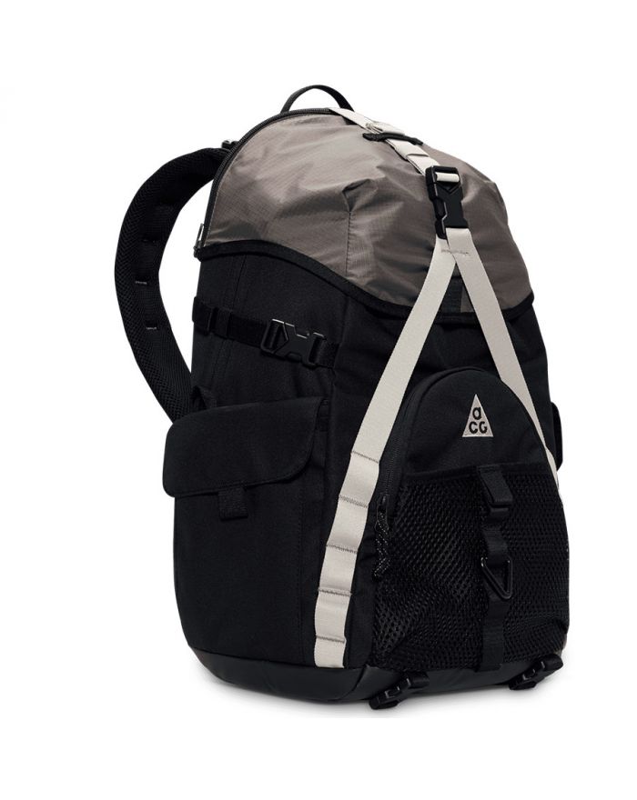 Plecak Nike ACG "DAYMAX" HJ8178-010