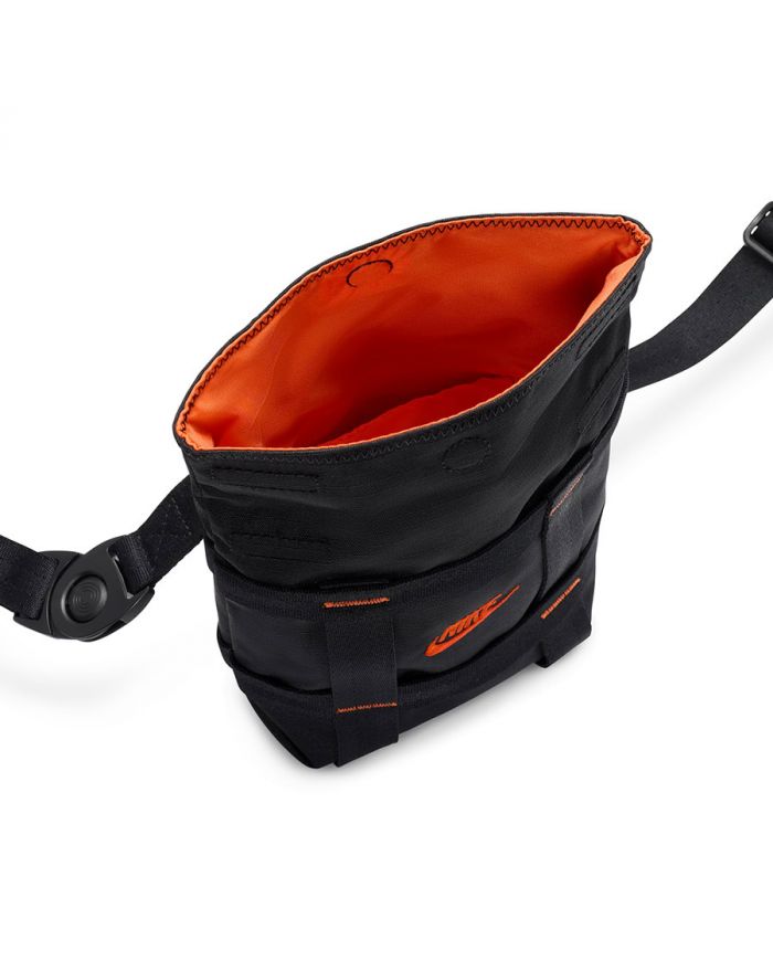 Saszetka Nike Sportswear HF8106-010