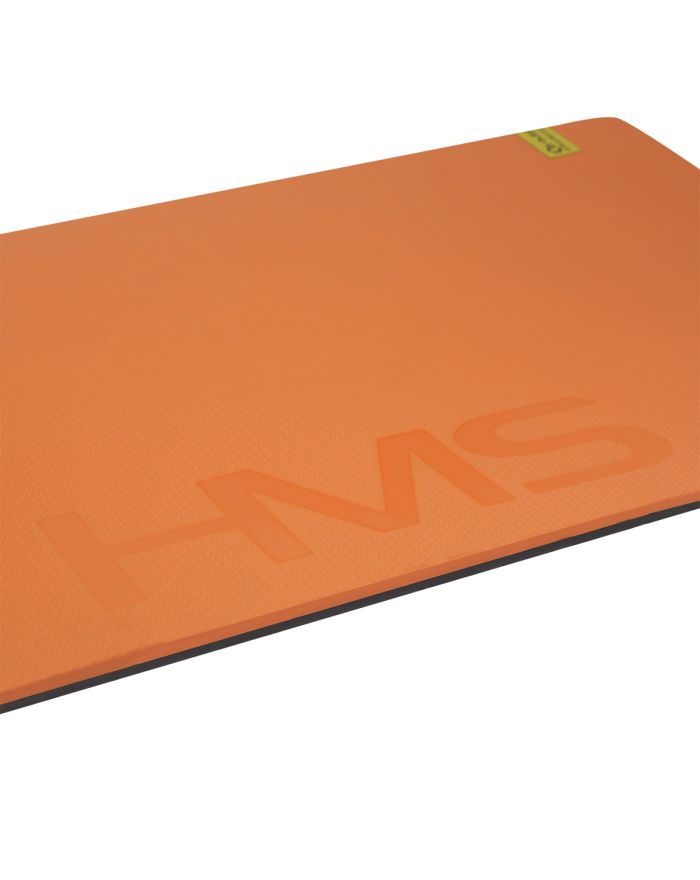 MFK01 ORANGE-BLACK MATA FITNESS KLUBOWA Z OTWORAMI HMS PREMIUM