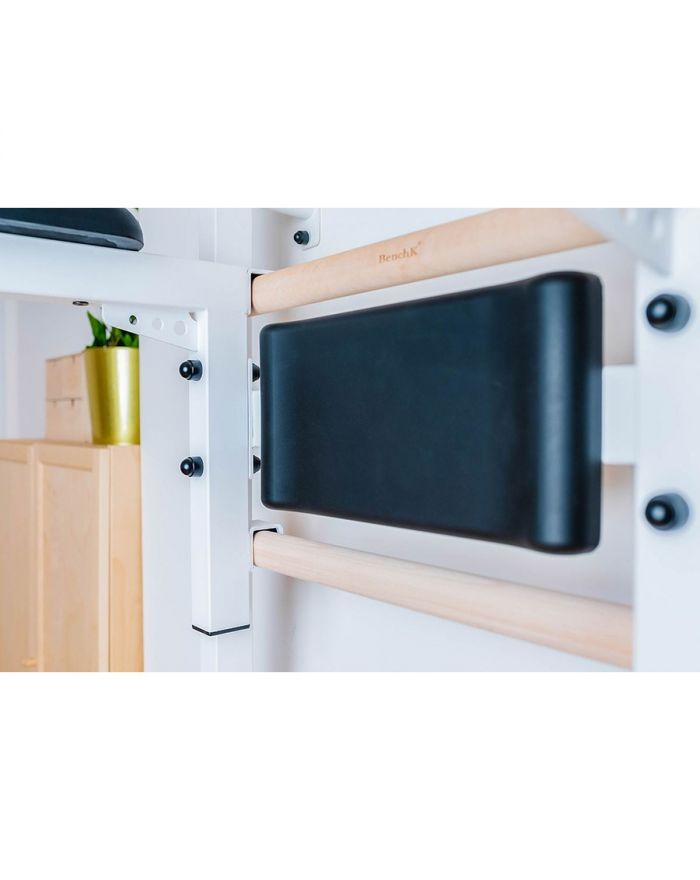 DRABINKA GIMNASTYCZNA DREWNIANO METALOWA Z DRĄŻKIEM, ŁAWKĄ I AKCESORIAMI BENCHK 233W