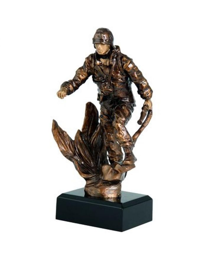 Figurka odlewana -strażak  RTY3786/BR