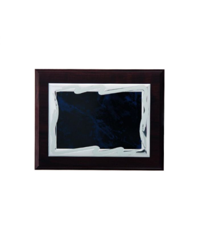 Dyplom z tworzywa sztucznego z metalową blaszką grawerowany